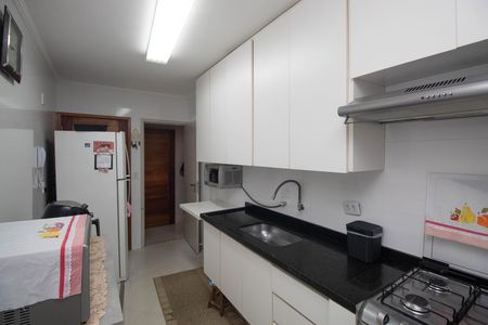 Apartamento à venda com 74m², 2 quartos e 1 vagaCozinha