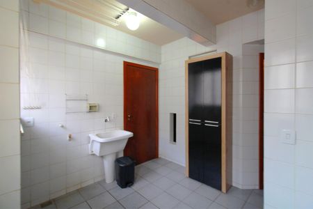 Apartamento para alugar com 180m², 3 quartos e 2 vagasÁrea de Serviço