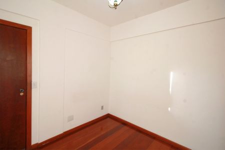 Apartamento para alugar com 180m², 3 quartos e 2 vagasQuarto 3