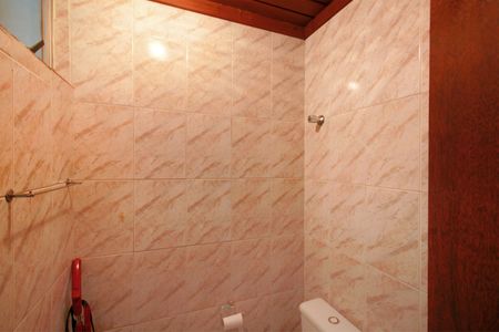 Apartamento para alugar com 180m², 3 quartos e 2 vagasBanheiro de serviço