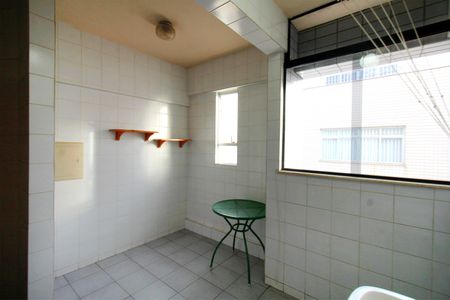 Apartamento para alugar com 180m², 3 quartos e 2 vagasÁrea de Serviço