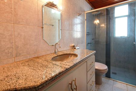 Apartamento para alugar com 180m², 3 quartos e 2 vagasBanheiro