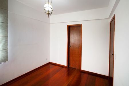 Apartamento para alugar com 180m², 3 quartos e 2 vagasQuarto 1
