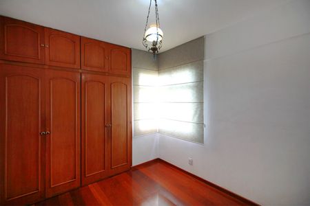 Apartamento para alugar com 180m², 3 quartos e 2 vagasQuarto 1