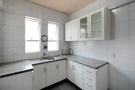 Apartamento para alugar com 180m², 3 quartos e 2 vagasCozinha