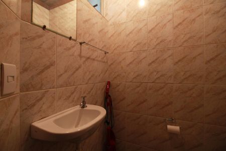 Apartamento para alugar com 180m², 3 quartos e 2 vagasBanheiro de serviço