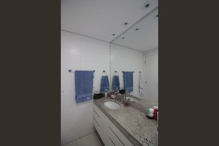 Apartamento à venda com 242m², 5 quartos e 3 vagasSuíte 3 Banheiro