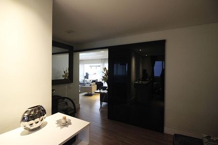 Apartamento à venda com 242m², 5 quartos e 3 vagasSala 2