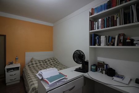 Apartamento à venda com 242m², 5 quartos e 3 vagasSuíte 2