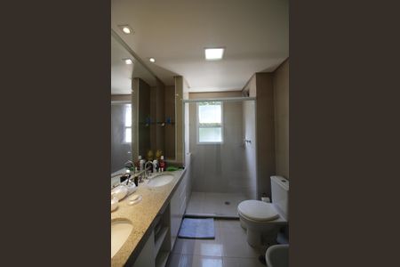 Apartamento à venda com 242m², 5 quartos e 3 vagasSuíte 1 Banheiro