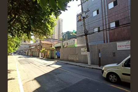 Apartamento à venda com 41m², 2 quartos e sem vagaVista rua 