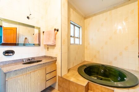 Casa à venda com 517m², 3 quartos e 5 vagasBanheiro da Suíte