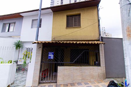 Casa para alugar com 100m², 2 quartos e sem vaga Casa para alugar com 100m², 2 quartos e sem vagaFachada + Plaquinha