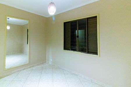 Casa para alugar com 100m², 2 quartos e sem vaga Casa para alugar com 100m², 2 quartos e sem vagaQuarto 1