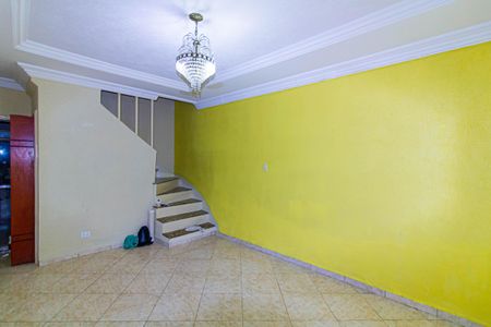 Casa para alugar com 100m², 2 quartos e sem vaga Casa para alugar com 100m², 2 quartos e sem vagaSala