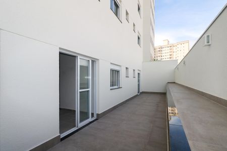 Apartamento à venda com 108m², 2 quartos e 2 vagasQuintal