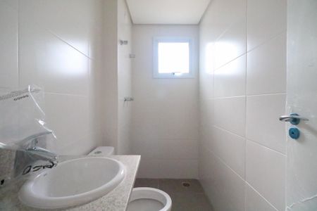 Apartamento à venda com 86m², 3 quartos e 2 vagas Apartamento à venda com 86m², 3 quartos e 2 vagasBanheiro da Suíte