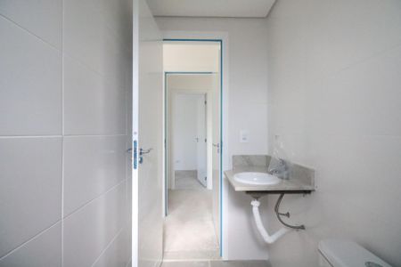 Apartamento à venda com 86m², 3 quartos e 2 vagas Apartamento à venda com 86m², 3 quartos e 2 vagasBanheiro da Suíte