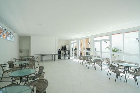 Apartamento à venda com 86m², 3 quartos e 2 vagas Apartamento à venda com 86m², 3 quartos e 2 vagasÁrea comum - Salão de Festas