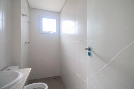 Apartamento à venda com 86m², 3 quartos e 2 vagas Apartamento à venda com 86m², 3 quartos e 2 vagasBanheiro da Suíte