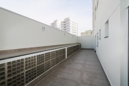 Apartamento à venda com 108m², 2 quartos e 2 vagasQuintal