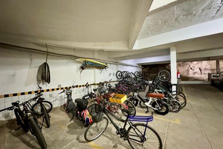 Apartamento à venda com 75m², 2 quartos e 1 vagaÁrea comum