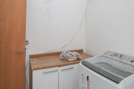 Casa à venda com 174m², 3 quartos e 2 vagasFundos da Casa