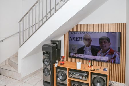 Casa à venda com 174m², 3 quartos e 2 vagasSala