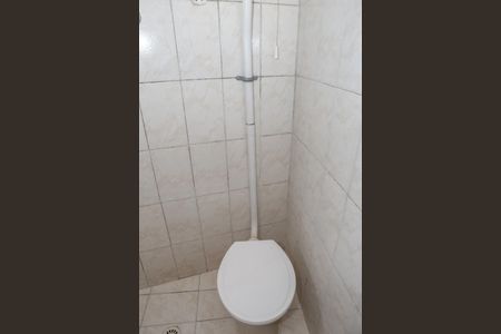 Casa à venda com 174m², 3 quartos e 2 vagasBanheiro 2