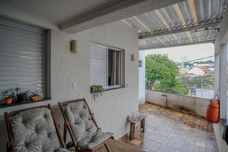 Casa à venda com 200m², 3 quartos e 2 vagasVaranda