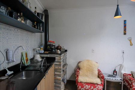 Casa à venda com 200m², 3 quartos e 2 vagasChurrasqueira