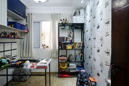 Casa à venda com 200m², 3 quartos e 2 vagasEscritório