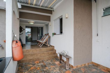 Casa à venda com 200m², 3 quartos e 2 vagasVaranda