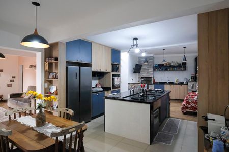 Casa à venda com 200m², 3 quartos e 2 vagasCozinha