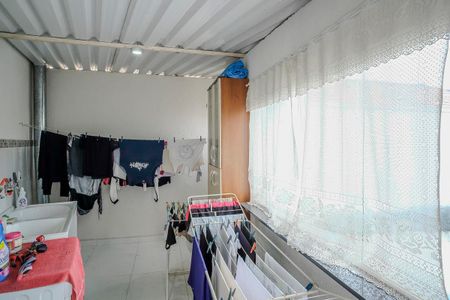 Casa à venda com 200m², 3 quartos e 2 vagasÁrea de serviço