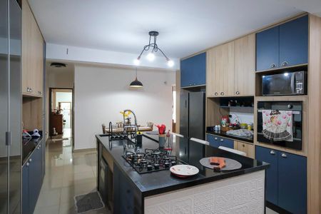 Casa à venda com 200m², 3 quartos e 2 vagasCozinha