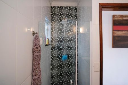 Casa à venda com 200m², 3 quartos e 2 vagasBanheiro