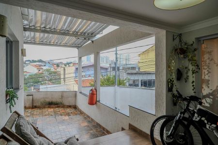 Casa à venda com 200m², 3 quartos e 2 vagasVaranda
