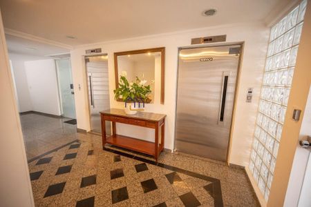 Apartamento à venda com 58m², 2 quartos e 1 vaga
