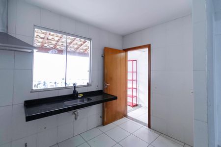 Casa à venda com 122m², 2 quartos e 2 vagasCozinha
