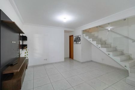 Sala de casa à venda com 2 quartos, 122m² em Parque Xangri-lá, Contagem