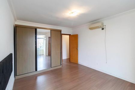 Casa à venda com 122m², 2 quartos e 2 vagasSuíte 2
