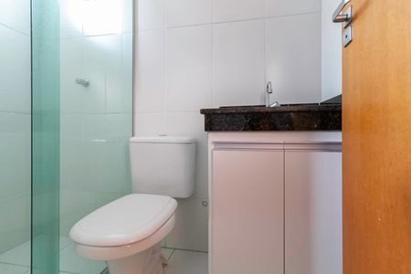 Casa à venda com 122m², 2 quartos e 2 vagasBanheiro da suíte 1