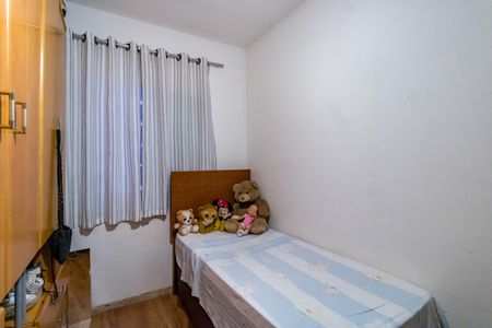Casa à venda com 80m², 2 quartos e 3 vagasQuarto 2