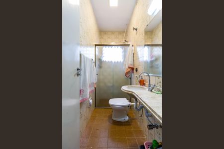 Casa à venda com 80m², 2 quartos e 3 vagasBanheiro