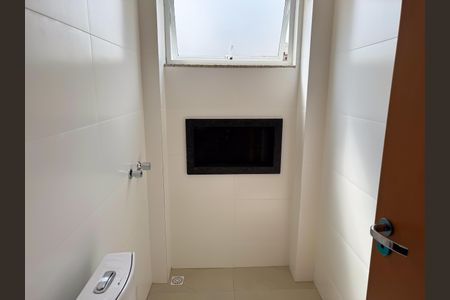 Apartamento à venda com 140m², 2 quartos e 2 vagas Apartamento à venda com 140m², 2 quartos e 2 vagasBanheiro