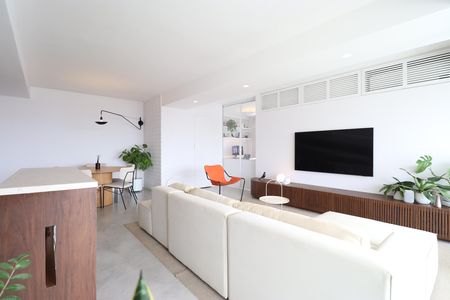 Apartamento à venda com 92m², 1 quarto e 2 vagasSala
