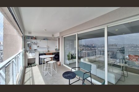 Apartamento à venda com 92m², 1 quarto e 2 vagasVaranda