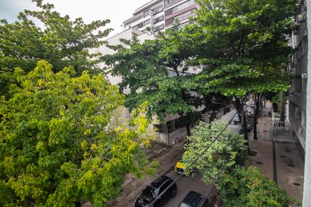 Apartamento à venda com 131m², 2 quartos e 1 vagaHall de entrada - Vista