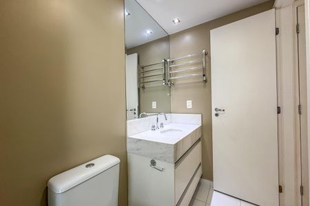 Apartamento para alugar com 92m², 3 quartos e 2 vagasBanheiro da Suíte